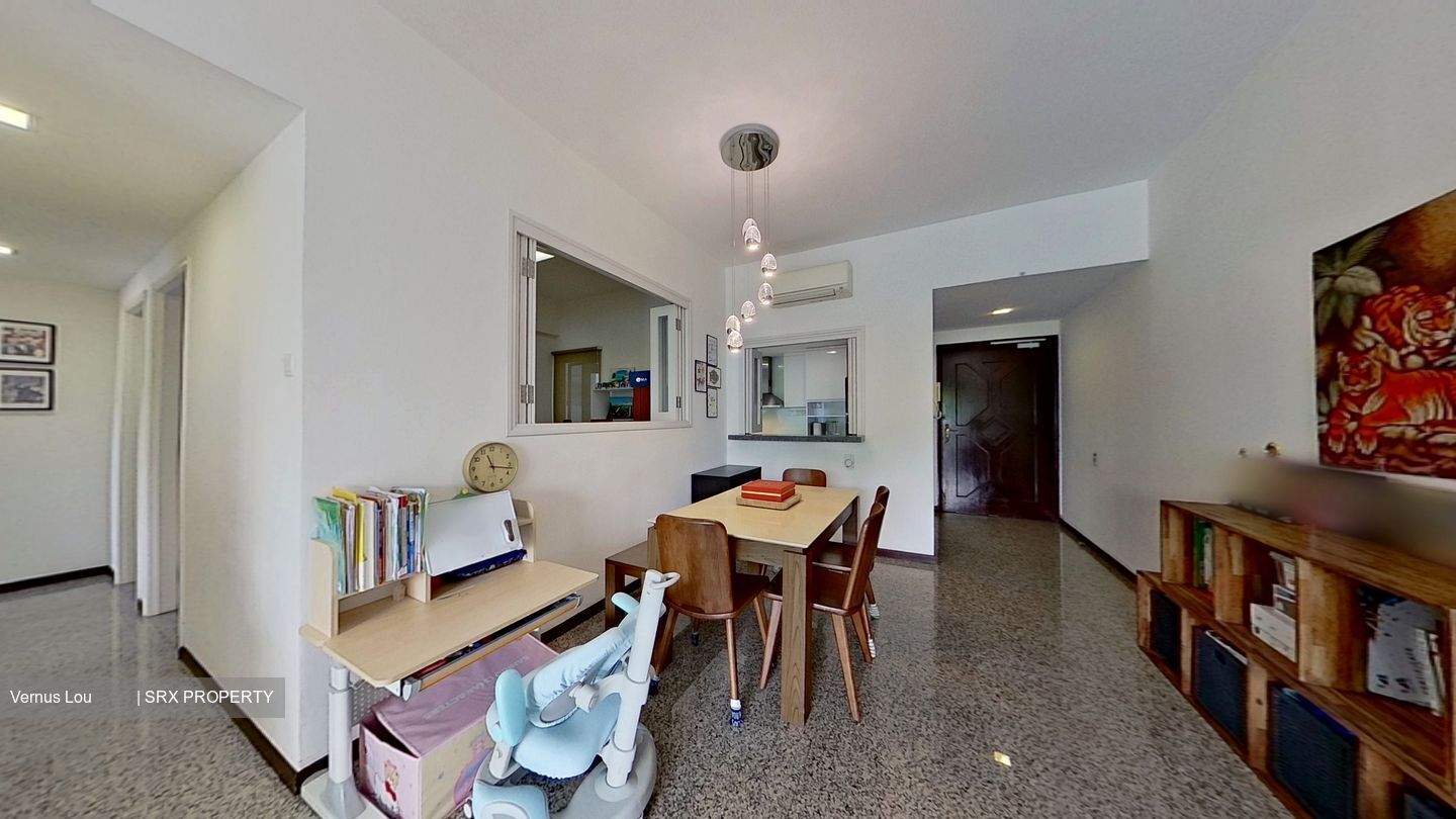 Stratford Court (D16), Condominium #400353161